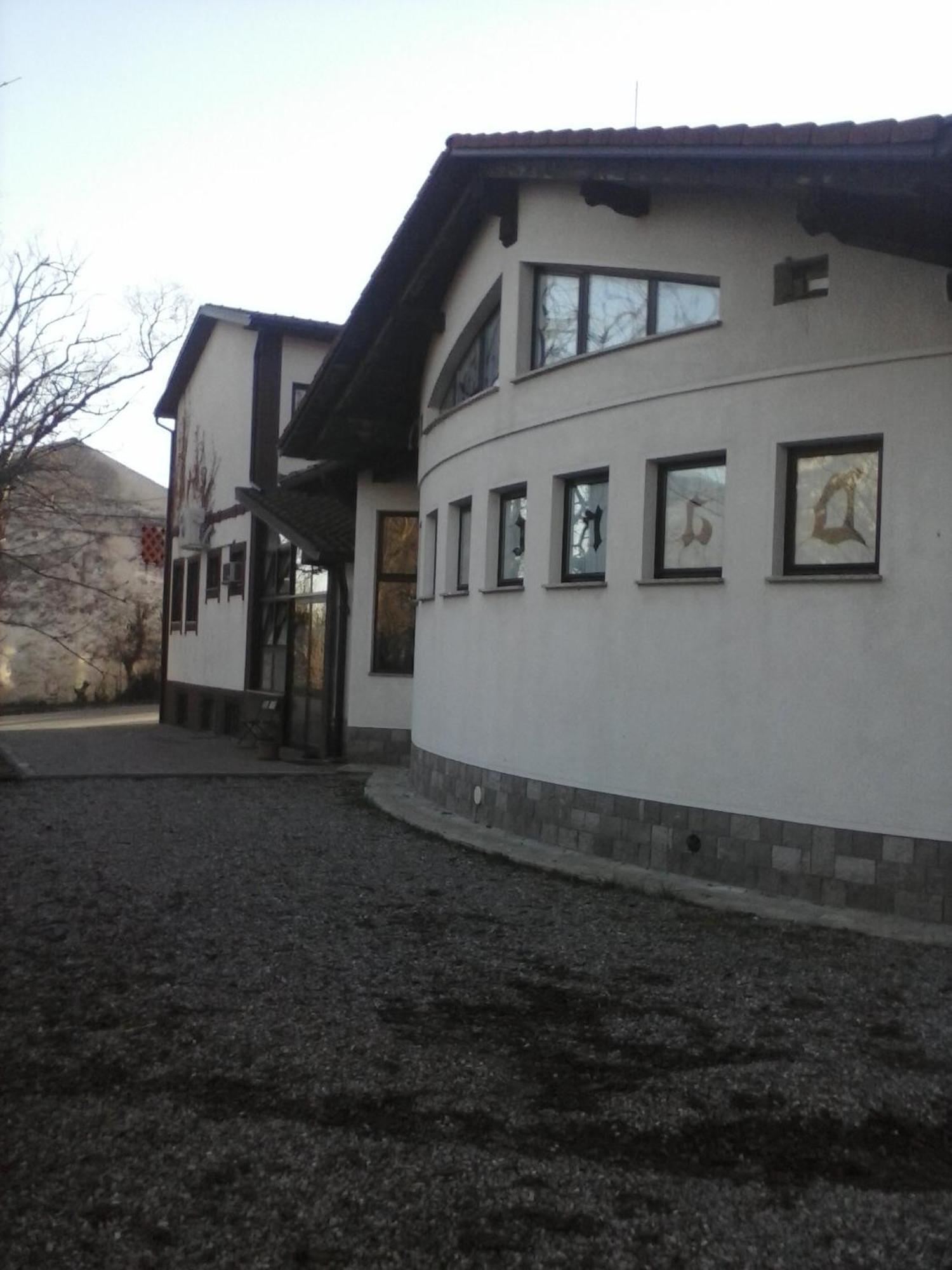 Guest House Sterk ノヴァ・ゴリツァ エクステリア 写真